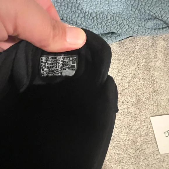 UGG authentic LA Flex - Picture 4 of 7